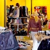 Магазины одежды и обуви в Любытино
